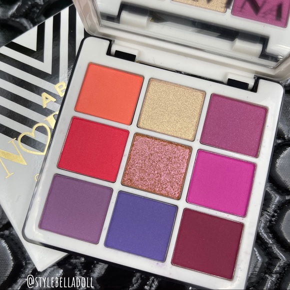 🆕 ABH Mini NORVINA Pro Pigment Eyeshadow Palette Vol. 1 - Picture 7 of 17